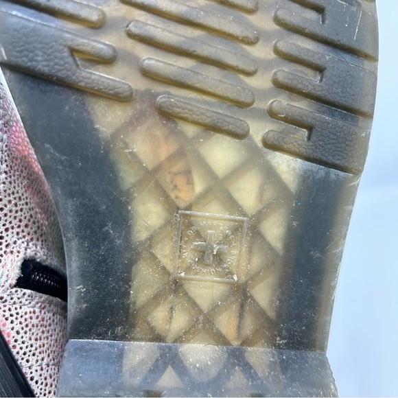 Dr. Martens Pascal White Metallic Rainbow Glitter Lace Up Kids Boots Size 3 - Picture 11 of 15